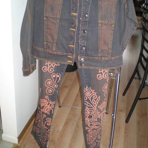 Two Piece Jean Set - Picture 5 of 5